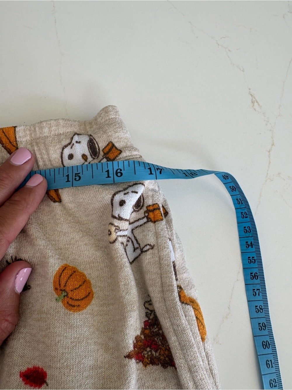 American Eagle Outfitters Cream Plush Snoopy Pajama Set - Large - Picture 8 of 9